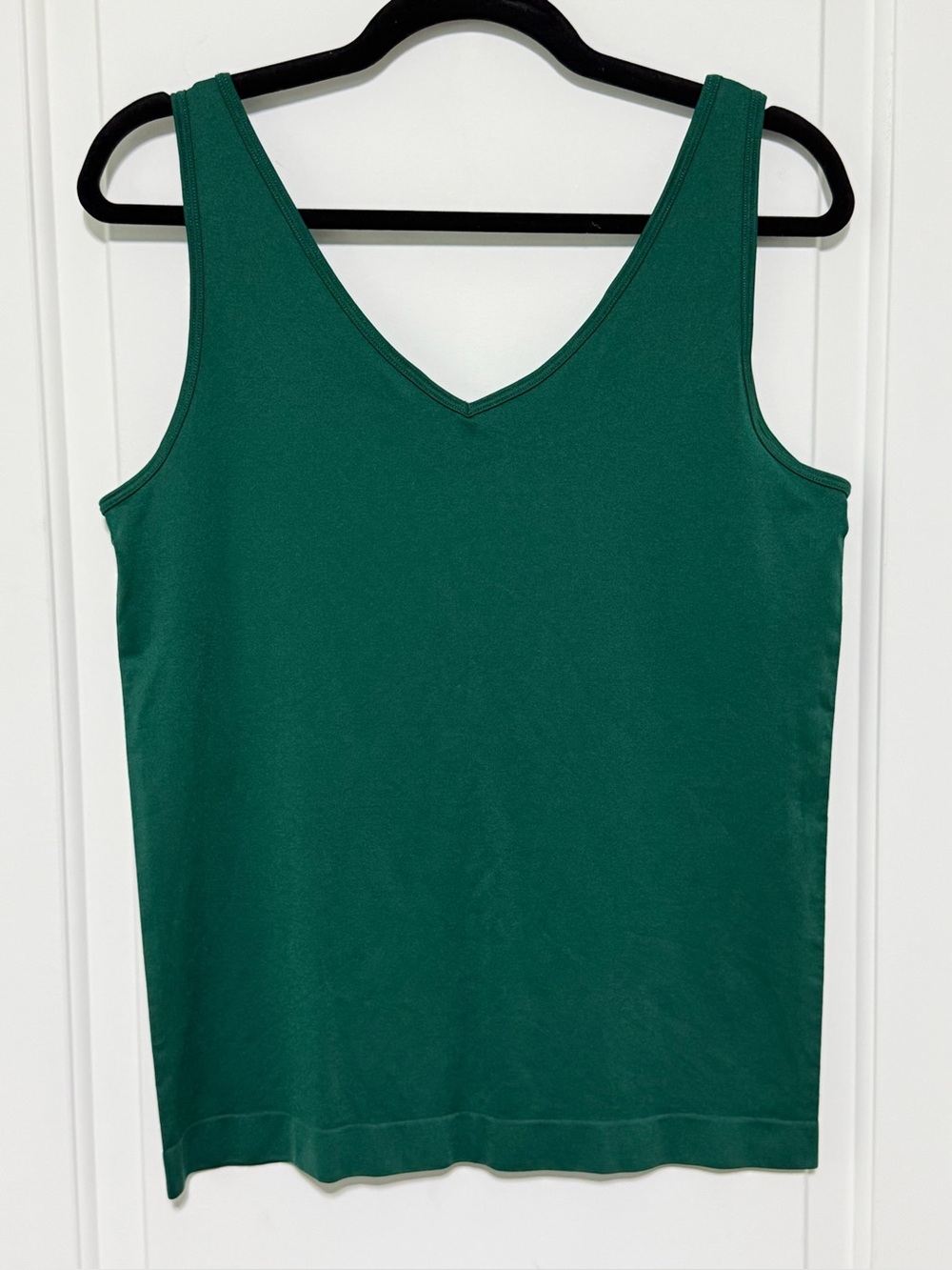 NWOT White House Black Market Reversible Tank Top